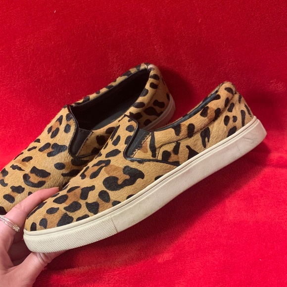 Steve Madden cheetah slip on! Size 9 $18 - Picture 2 of 2